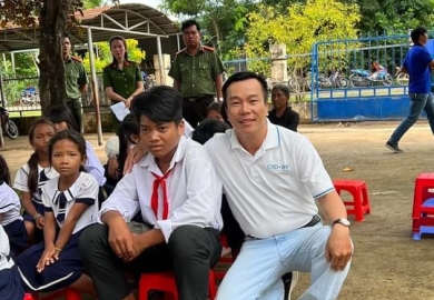 Hoạt động từ thiện 3