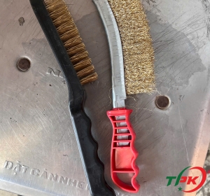 chổi gỉ 2 loại