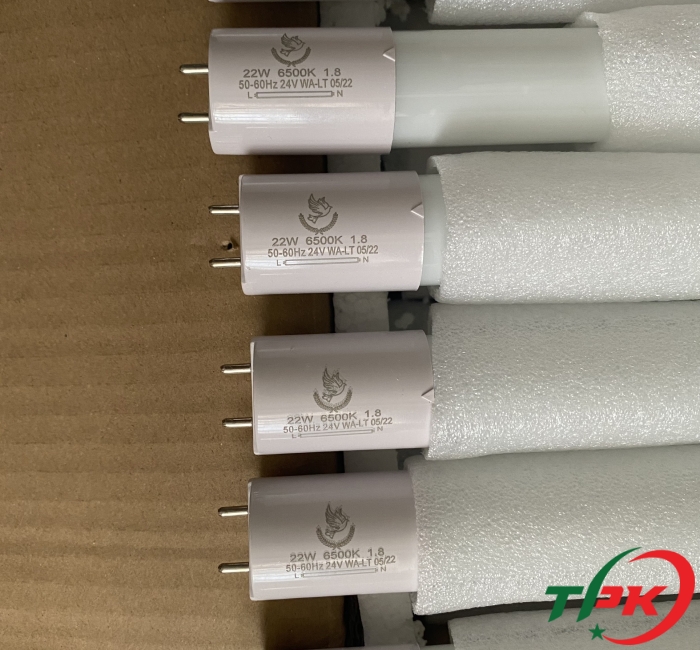 bóng led T8 22w-1.2m đầu nhựa