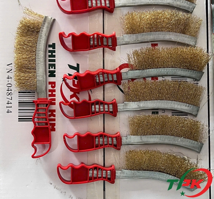 chổi chà gỉ cầm tay cán đỏ